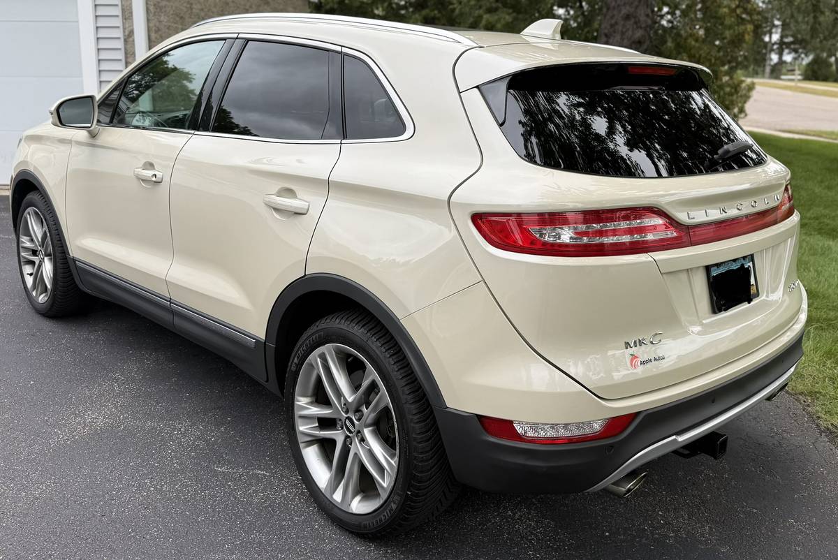 2018 Lincoln, dovoz USA — foto 3 z 12