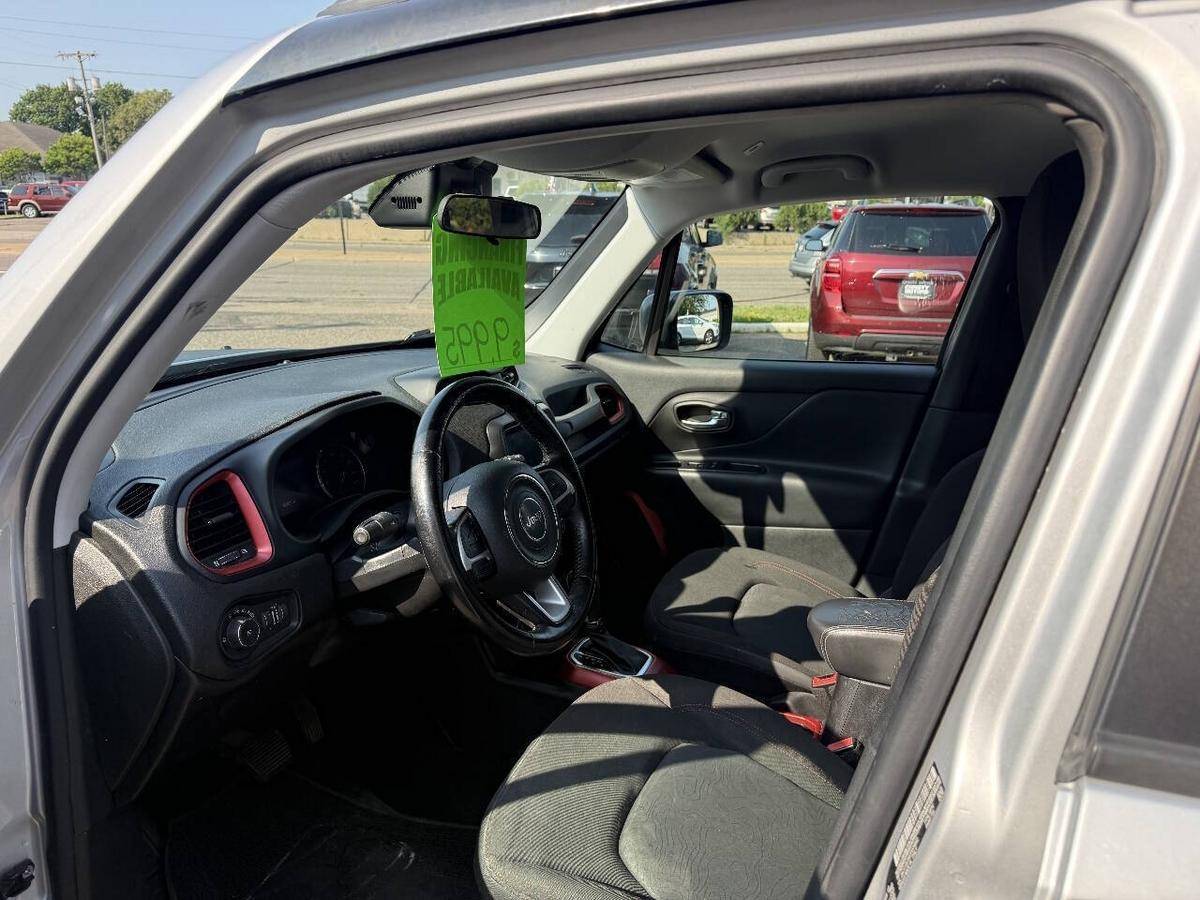 2018 Jeep, dovoz USA — foto 4 z 9