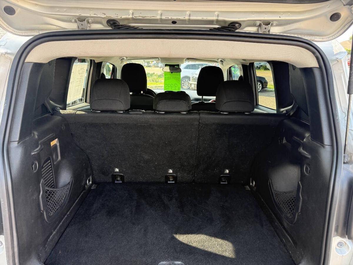 2018 Jeep, dovoz USA — foto 7 z 9