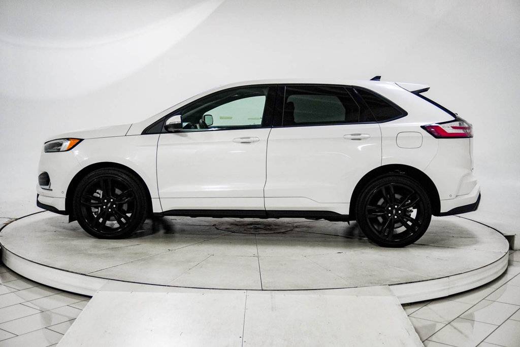2024 Ford, biela, dovoz USA — foto 4 z 12