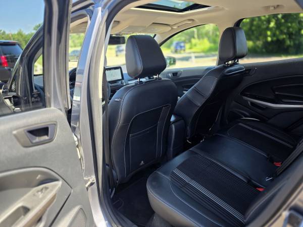 2019 Ford, dovoz USA — foto 7 z 8