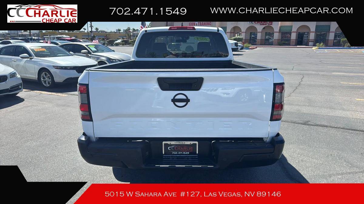 2024 Nissan, dovoz USA — foto 4 z 12
