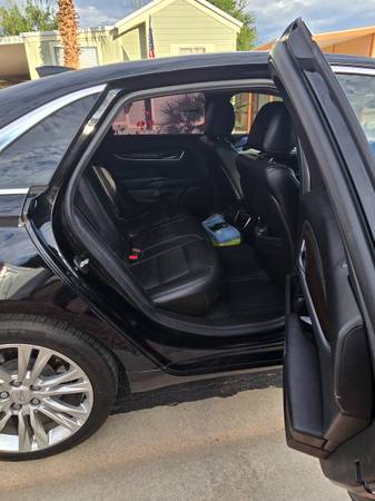 2019 Cadillac, dovoz USA — foto 1 z 9 2019 Cadillac, dovoz USA — foto 1 z 9