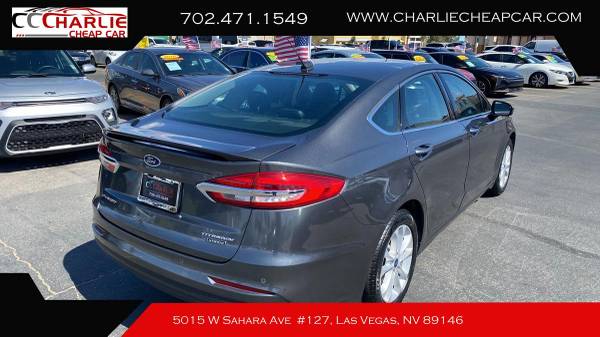 2020 Ford, dovoz USA — foto 5 z 12