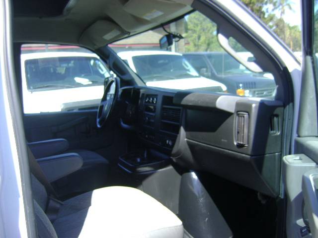 2021 GMC, dovoz USA — foto 8 z 11