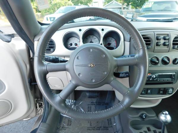 2005 Chrysler, dovoz USA — foto 8 z 12