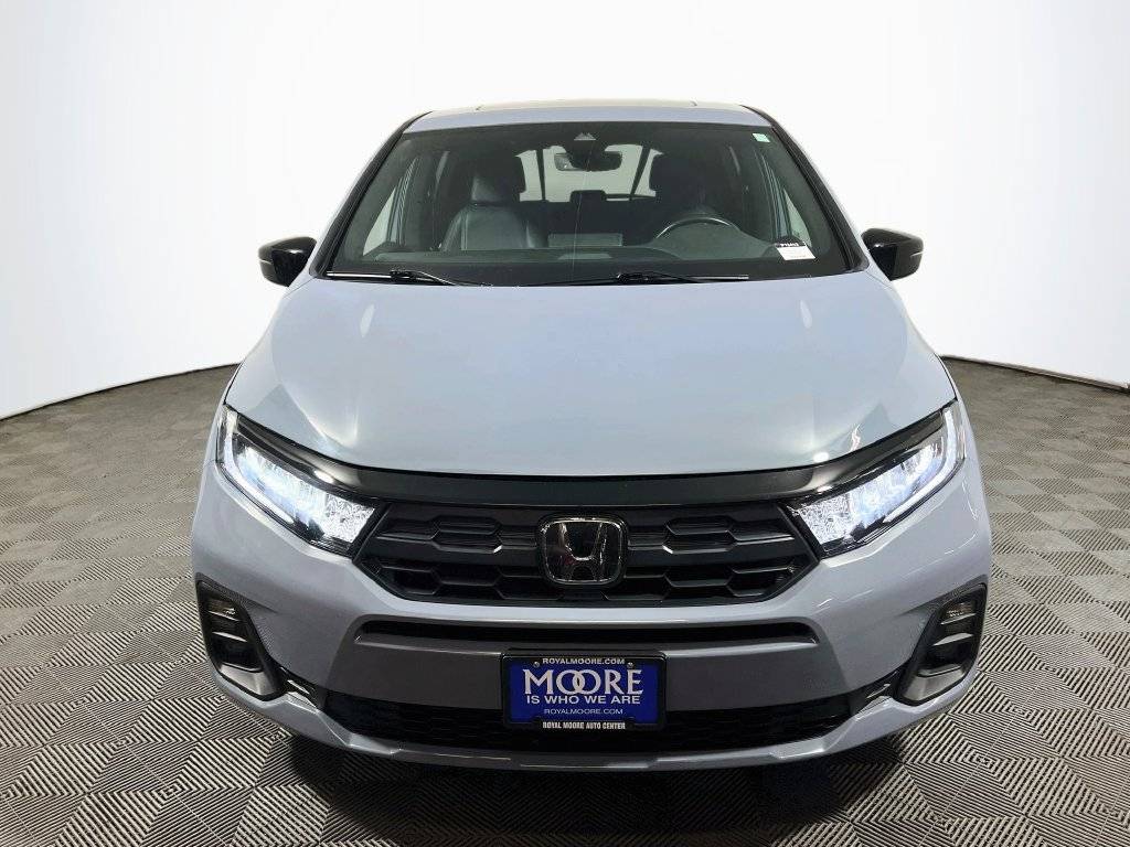 2025 Honda, dovoz USA — foto 2 z 12