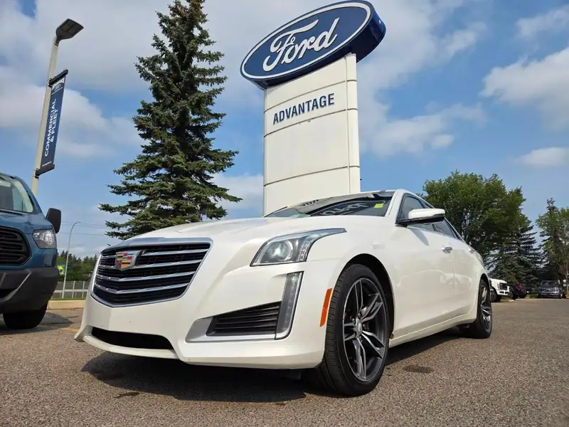 2017 Cadillac CTS 3.6L Luxury, biela, 167 570 km, dovoz Kanada — foto 1