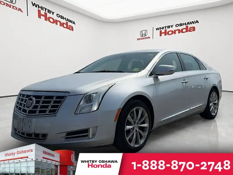 2013 Cadillac XTS Luxury, strieborná, 158 020 km, dovoz Kanada — foto 1