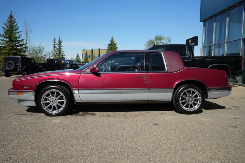 1989 Cadillac Eldorado BIARRITZ, 37 327 km, dovoz Kanada — foto 8 z 12