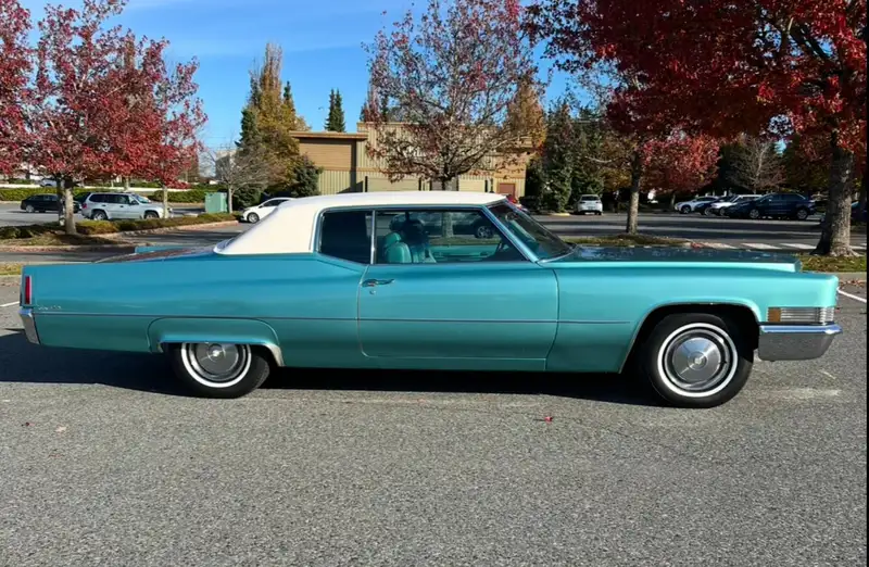 1970 Cadillac Deville, zelená, 88 700 km, dovoz Kanada — foto 1