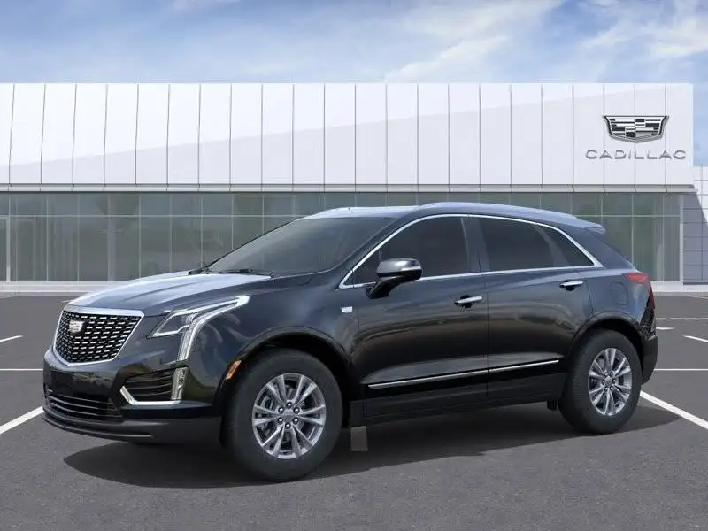 2026 Cadillac XT5 Luxury, čierna, 0 km, dovoz Kanada — foto 2 z 6
