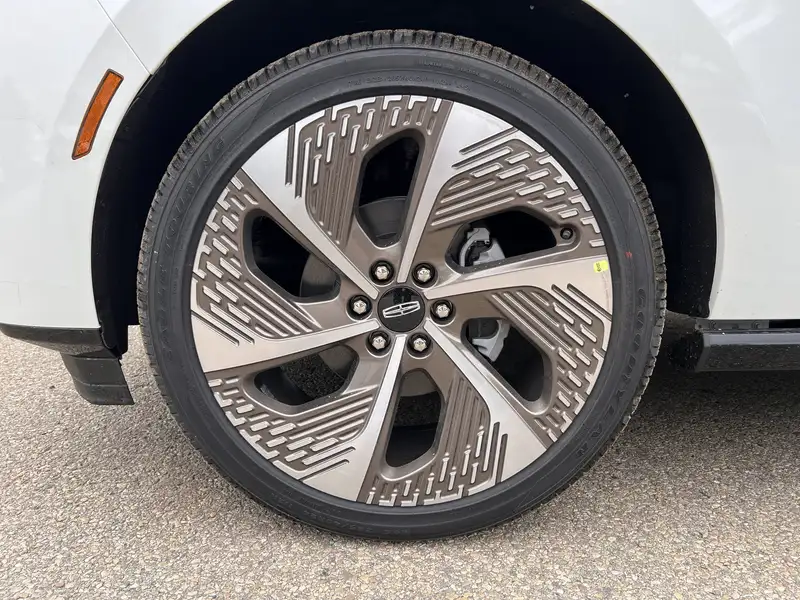 2027 Lincoln Navigator Black Label, čierna, 7 km, dovoz Kanada — foto 3 z 12