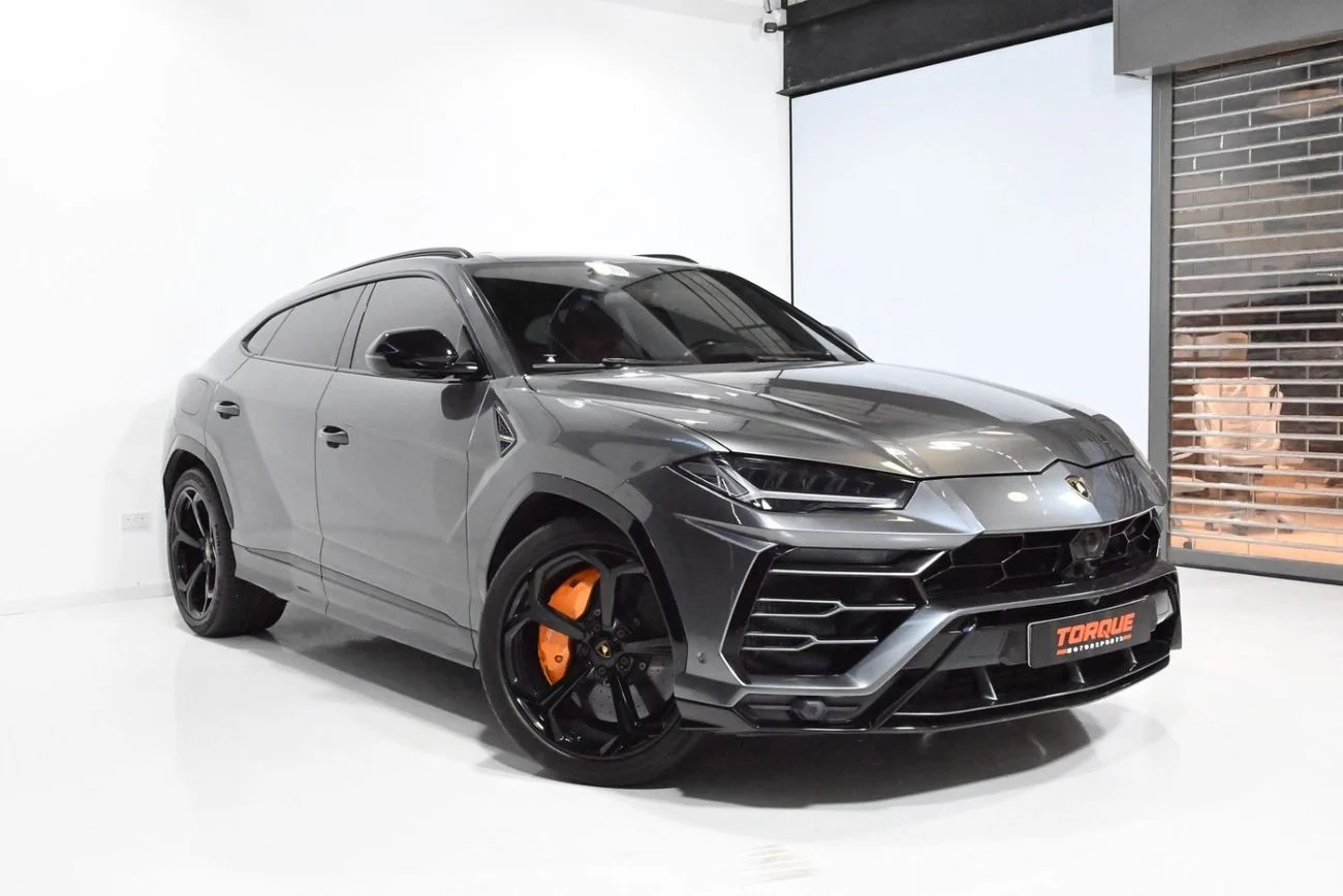 2019 Lamborghini Urus STD, sivá, 109 608 km, dovoz SAE — foto 1 2019 Lamborghini Urus STD, sivá, 109 608 km, dovoz SAE — foto 1