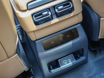 2026 Byd Leopard 5 FLAGSHIP, čierna, 0 km, dovoz SAE — foto 16 z 20