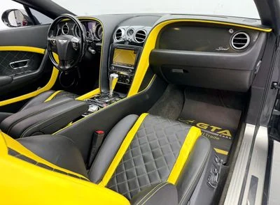 2017 Bentley Continental GT, sivá, 68 596 km, dovoz SAE — foto 9 z 15