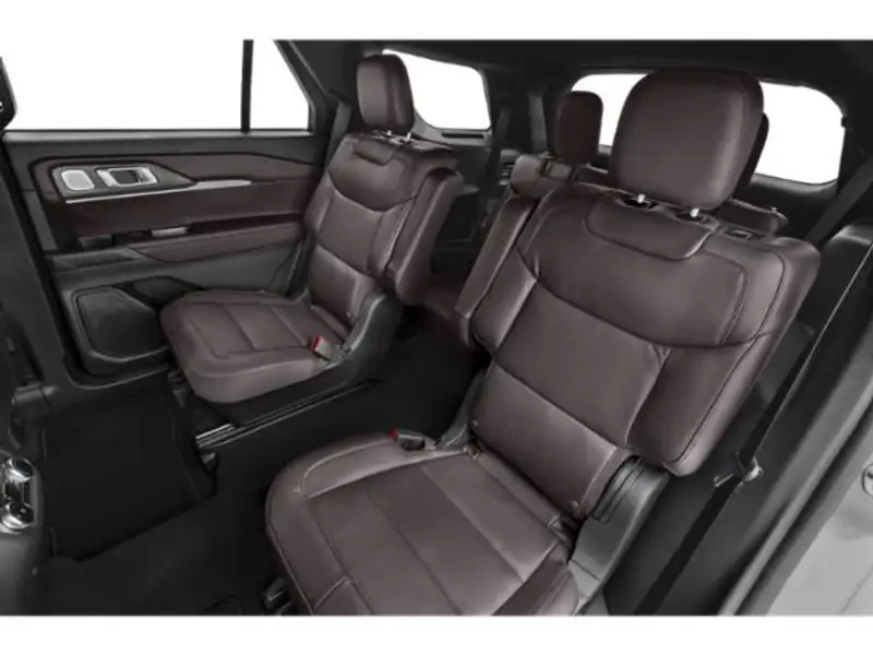 2027 Ford Explorer Platinum, sivá, 0 km, dovoz Kanada — foto 12 z 12