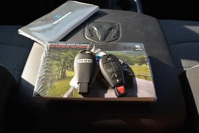 2023 Dodge RAM CLASSIC, biela, 0 km, dovoz SAE — foto 9 z 14