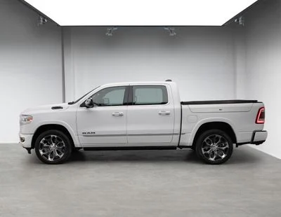 2024 Dodge RAM 1500 Limited, biela, 83 000 km, dovoz SAE — foto 2 z 16
