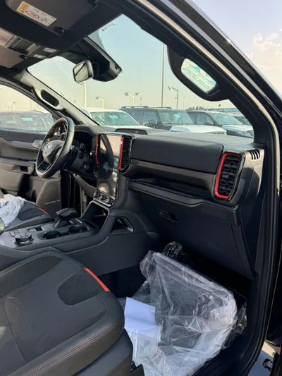 2026 Ford Ranger RAPTOR, čierna, 0 km, dovoz SAE — foto 13 z 17