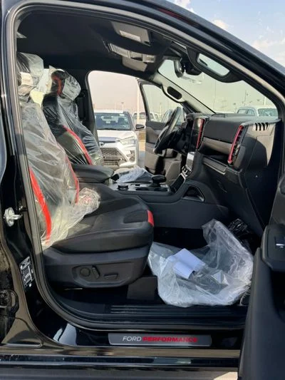 2026 Ford Ranger RAPTOR, čierna, 0 km, dovoz SAE — foto 14 z 17