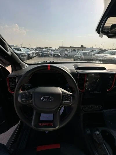 2026 Ford Ranger RAPTOR, čierna, 0 km, dovoz SAE — foto 15 z 17