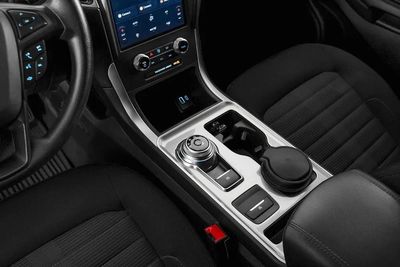 2023 Ford Edge SEL, sivá, 26 506 km, dovoz SAE — foto 9 z 15