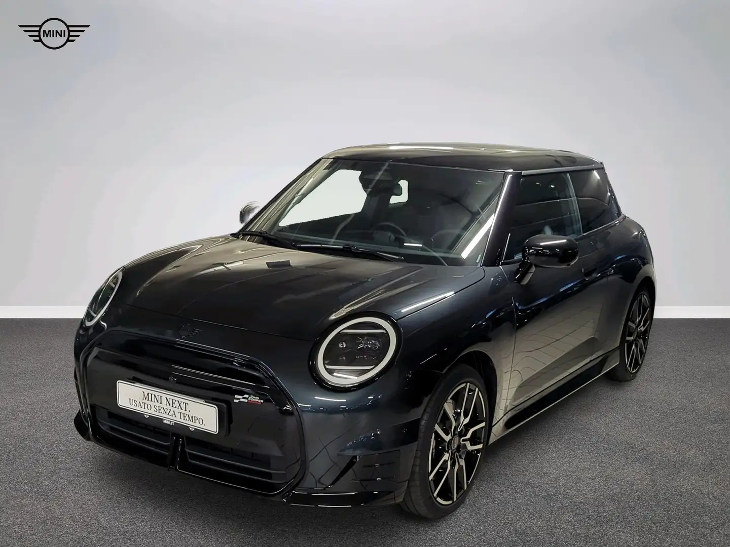 2026 MINI Cooper SE, 1 305 km, Taliansko — foto 1