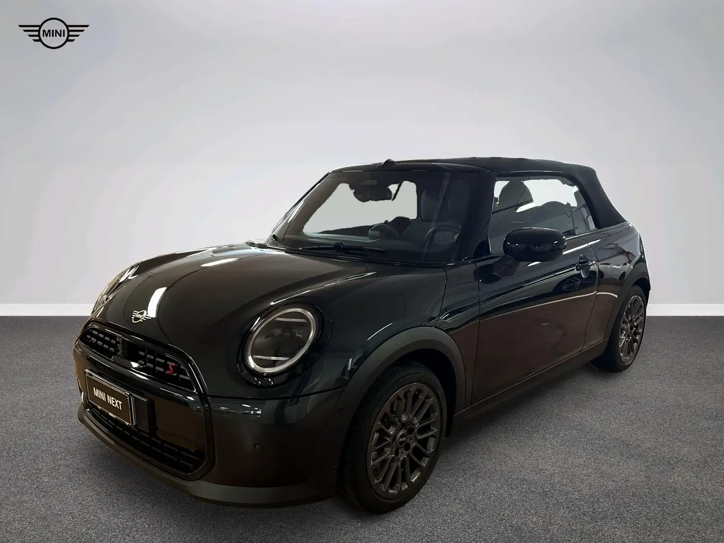 2026 MINI Cooper S Cabrio, 1 568 km, Taliansko — foto 1