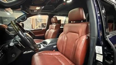 2018 Lexus LX570 PLATINUM, modrá, 131 000 km, dovoz SAE — foto 11 z 16