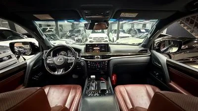 2018 Lexus LX570 PLATINUM, modrá, 131 000 km, dovoz SAE — foto 8 z 16