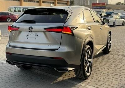 2021 Lexus NX300, sivá, 50 000 km, dovoz SAE — foto 5 z 16