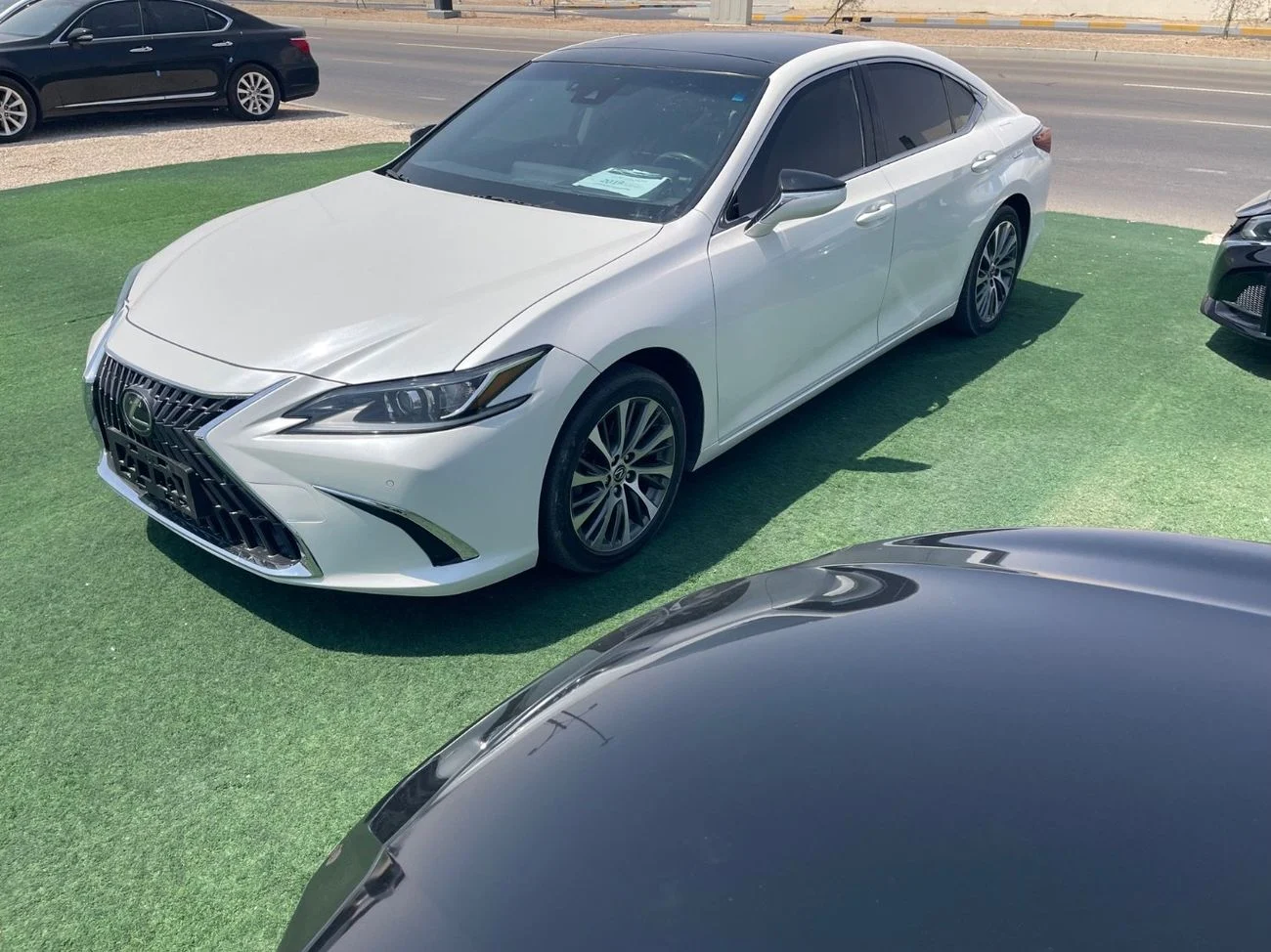 2019 Lexus ES350 PLATINUM, biela, 117 000 km, dovoz SAE — foto 1