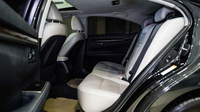 2016 Lexus ES350 PLATINUM, čierna, 159 000 km, dovoz SAE — foto 11 z 16