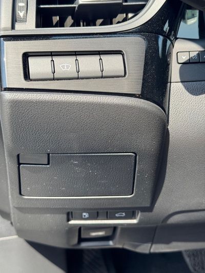 2025 Lexus ES300, biela, 0 km, dovoz SAE — foto 14 z 18