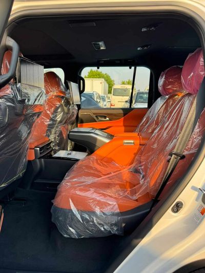 2026 Lexus LX600 VIP, biela, 0 km, dovoz SAE — foto 12 z 24