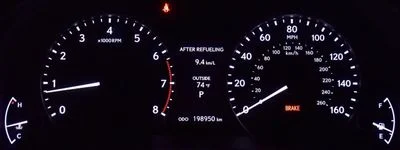 2015 Lexus ES350 PLATINUM, strieborná, 198 000 km, dovoz SAE — foto 13 z 16