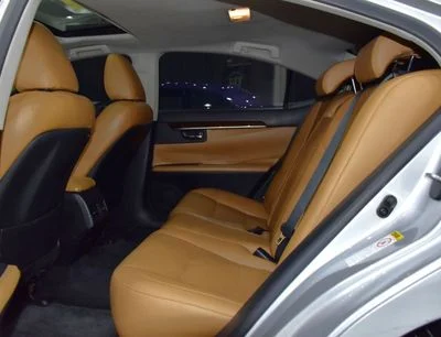 2015 Lexus ES350 PLATINUM, strieborná, 198 000 km, dovoz SAE — foto 16 z 16