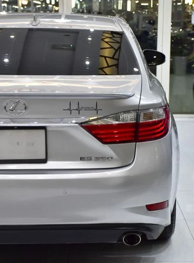 2015 Lexus ES350 PLATINUM, strieborná, 198 000 km, dovoz SAE — foto 9 z 16
