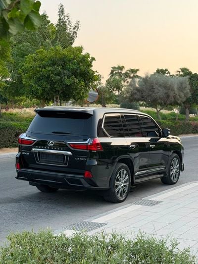 2017 Lexus LX570 SPORT PLUS, čierna, 227 000 km, dovoz SAE — foto 14 z 16