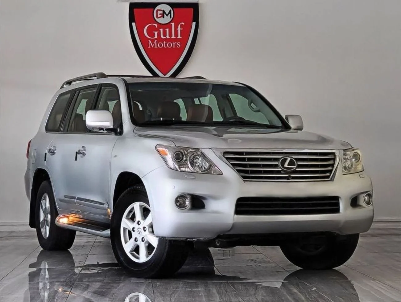 2009 Lexus LX570 TOP, strieborná, 162 000 km, dovoz SAE — foto 1
