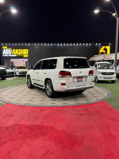 2013 Lexus LX570 PLATINUM, biela, 188 000 km, dovoz SAE — foto 5 z 16
