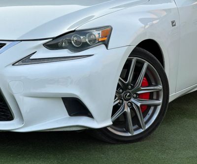 2016 Lexus IS300, biela, 231 000 km, dovoz SAE — foto 3 z 10