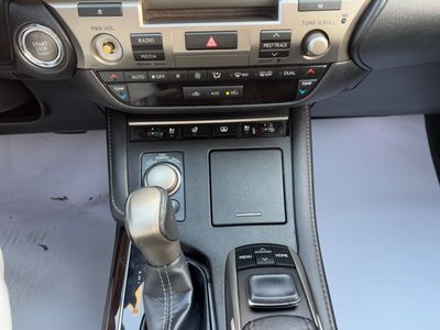 2016 Lexus ES350 PLATINUM, strieborná, 142 000 km, dovoz SAE — foto 12 z 16
