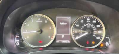 2022 Lexus IS300 AWD, čierna, 14 992 km, dovoz SAE — foto 12 z 16