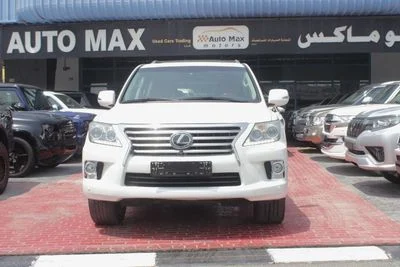 2013 Lexus LX570 PLATINUM, biela, 269 000 km, dovoz SAE — foto 2 z 15