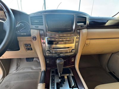 2009 Lexus LX570 TOP, biela, 223 000 km, dovoz SAE — foto 8 z 16