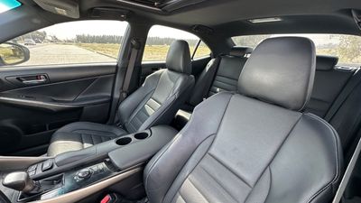 2014 Lexus IS250, biela, 155 000 km, dovoz SAE — foto 11 z 16