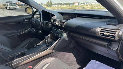 2014 Lexus IS250, biela, 155 000 km, dovoz SAE — foto 14 z 16