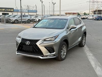 2017 Lexus NX200t PLATINUM, strieborná, 45 249 km, dovoz SAE — foto 2 z 16